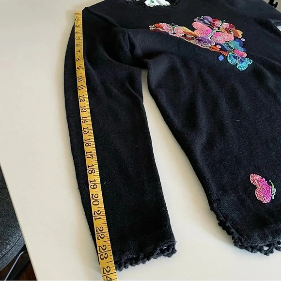 Quacker Factory XS Black Heart Tunic Sweater Ramie And Cotton Beaded Butterflys - Picture 9 of 15